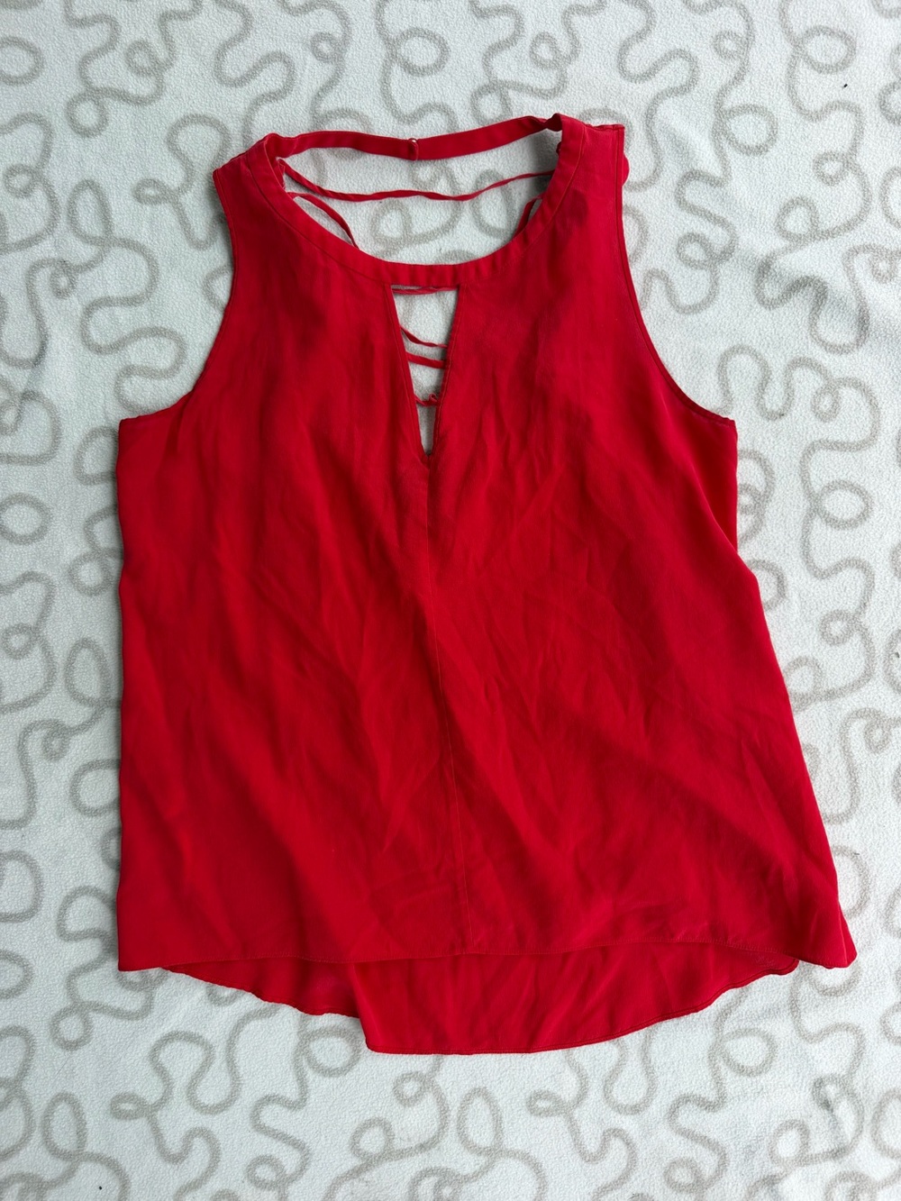 BCBGMaxAzria Red Sleeveless Strappy V-Neck Camisole